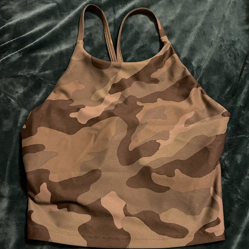 Old Navy power soft crop